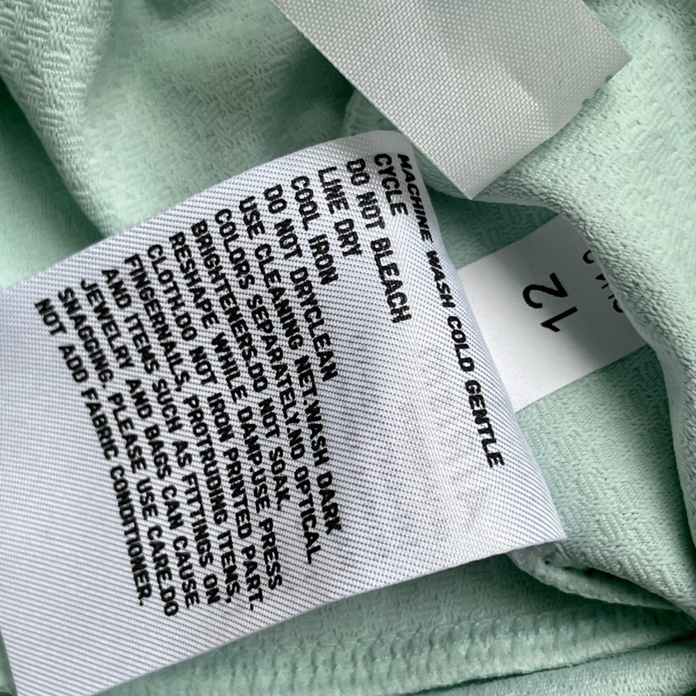 UNIQLO girl’s zip hoodie - Picture 9 of 9
